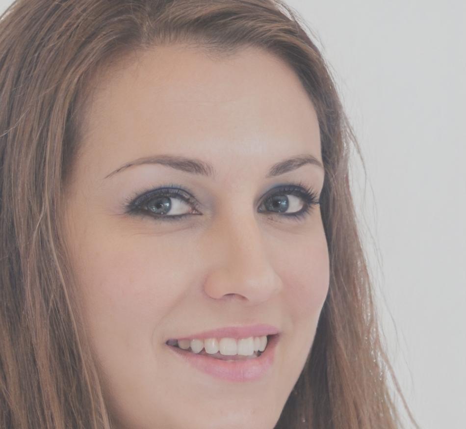Portrait de Célestine, étudiante en gestion d'entreprise